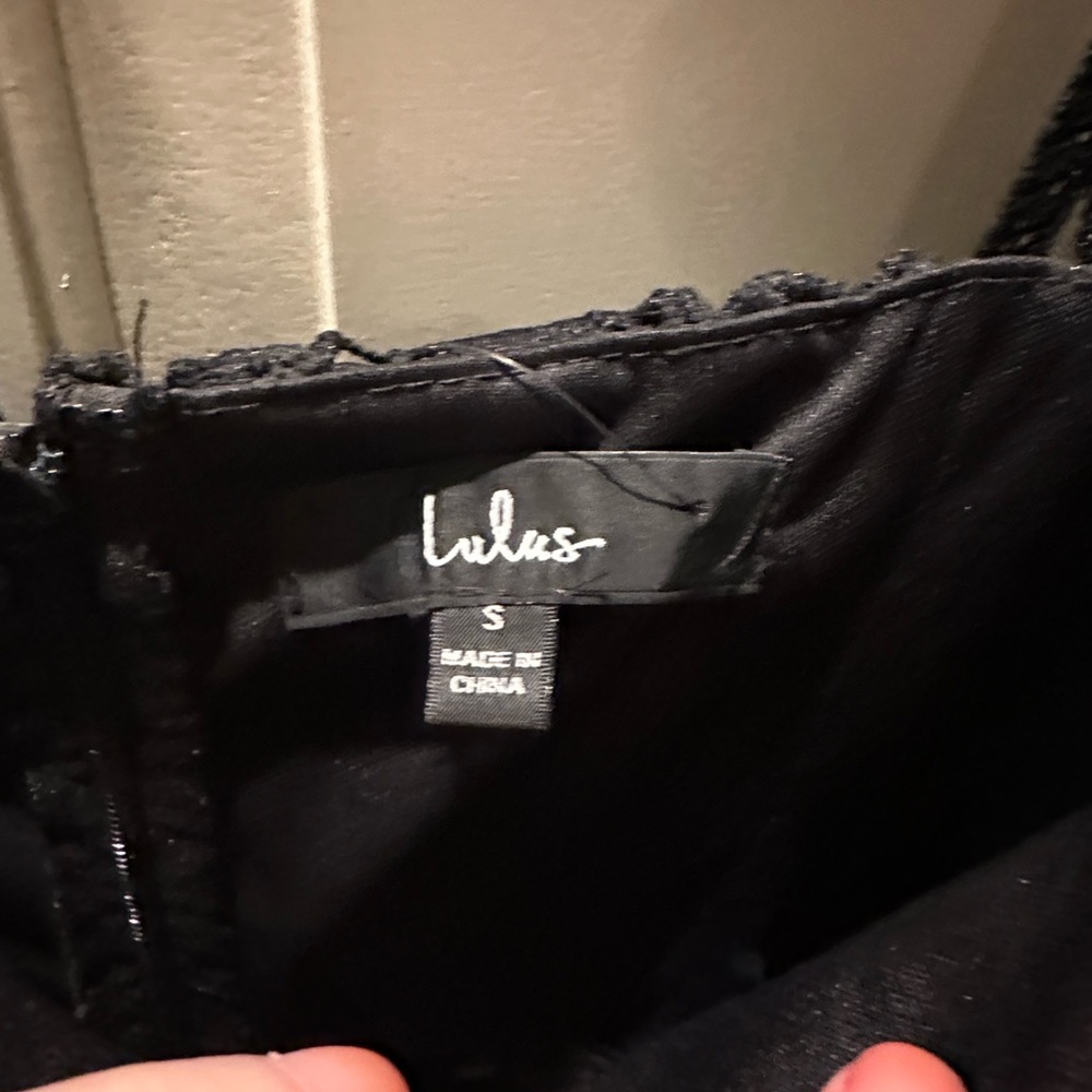 💋🌹NWT!! Lulu's Black Lace Midi Dress - Picture 5 of 9